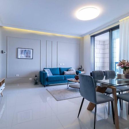 Magical 2Br/Parking With Amazing View, City Center Baitulmaqdis Luaran gambar