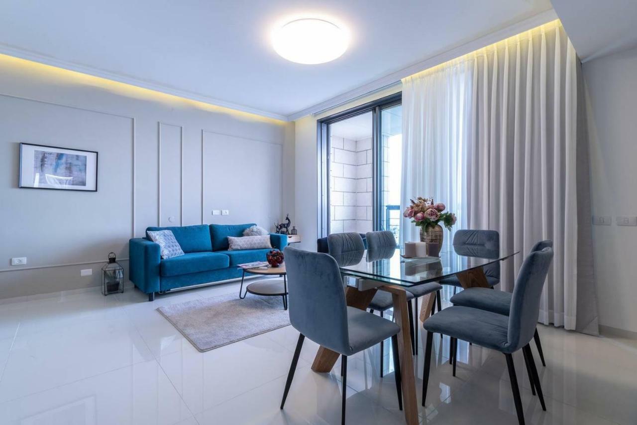 Magical 2Br/Parking With Amazing View, City Center Baitulmaqdis Luaran gambar