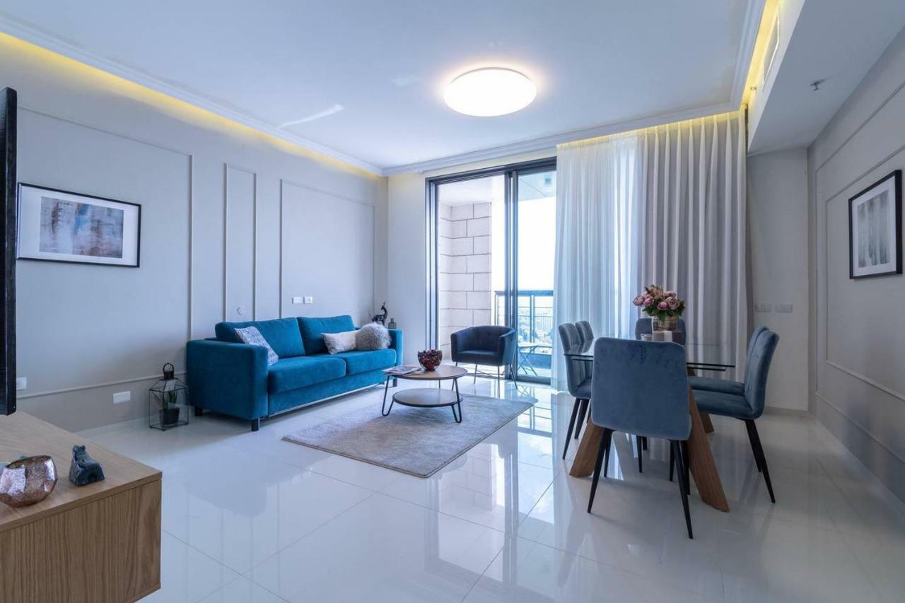 Magical 2Br/Parking With Amazing View, City Center Baitulmaqdis Luaran gambar